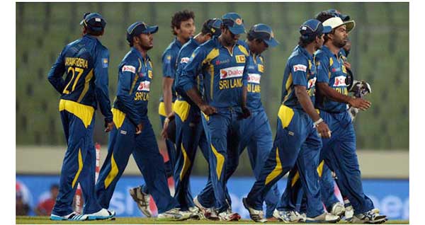 ඉන්දීය සංචාරයට පිටත්ව ගිය ශ්රී ලංකා ක්රිකට් කණ්ඩායම කටුනායකදී ආපසු කැදවයි ඉන්දීය සංචාරයට පිටත්ව ගිය ශ්රී ලංකා ක්රිකට් කණ්ඩායම කටුනායකදී ආපසු කැදවයි