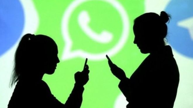 ඇමෙරිකානු වීසා දීමට නම් සමාජ මාධ්ය භාවිතය පිරික්සීමේ යෝජනාවක් ඇමෙරිකානු වීසා දීමට නම් සමාජ මාධ්ය භාවිතය පිරික්සීමේ යෝජනාවක්