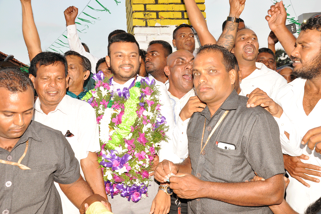 මම හොද ශ්රීලාංකීය කතෝලිකයෙක් -දුසිරිත් නැති මිගමුවේ එජාපය බැබලවීමට කටයුතු කරනවා මම හොද ශ්රීලාංකීය කතෝලිකයෙක් -දුසිරිත් නැති මිගමුවේ එජාපය බැබලවීමට කටයුතු කරනවා