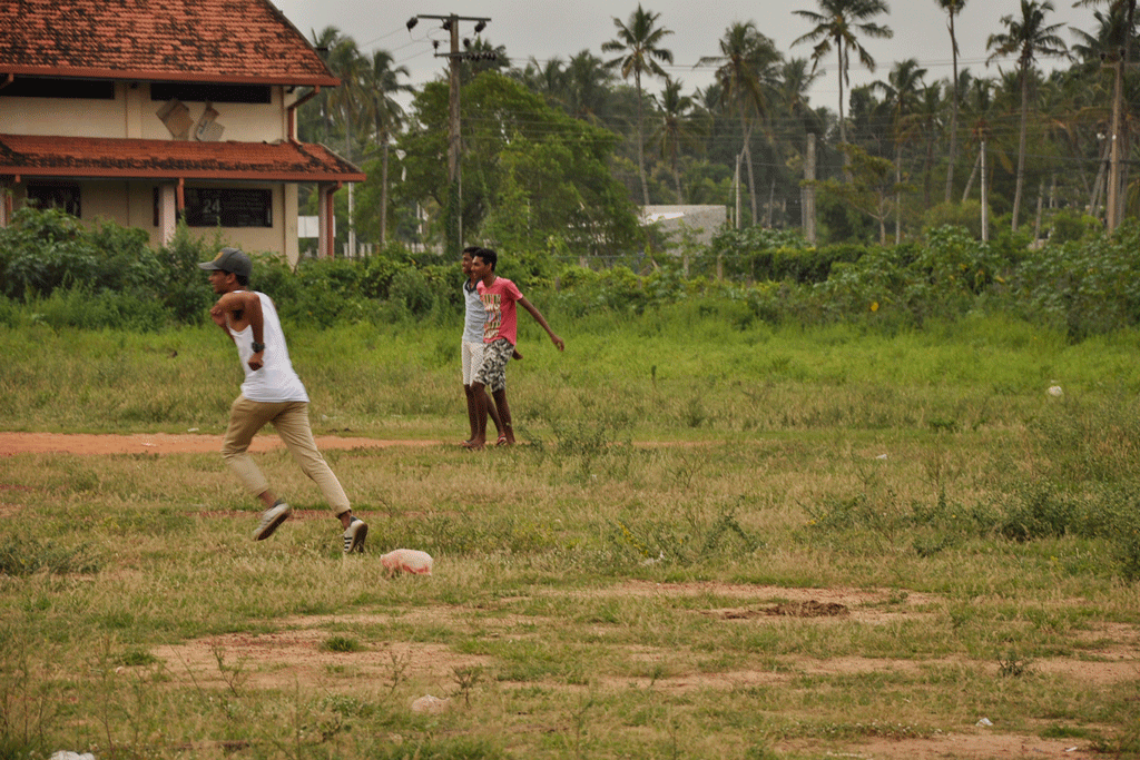 දිනෙන් දින අගාදයට යන අක්කරපනහ සිගිරි ක්රීඩාංගනය දිනෙන් දින අගාදයට යන අක්කරපනහ සිගිරි ක්රීඩාංගනය