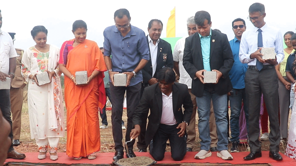 මීගමුවට ජ්යාතන්තර මට්ටමේ පාපන්දු ක්රීඩා පිටියක් මීගමුවට ජ්යාතන්තර මට්ටමේ පාපන්දු ක්රීඩා පිටියක්