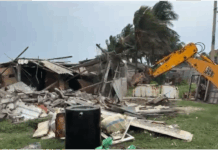 මිගමු වෙරලේ තාවකාලික ඉදිකිරිම ඉවත්කරයි